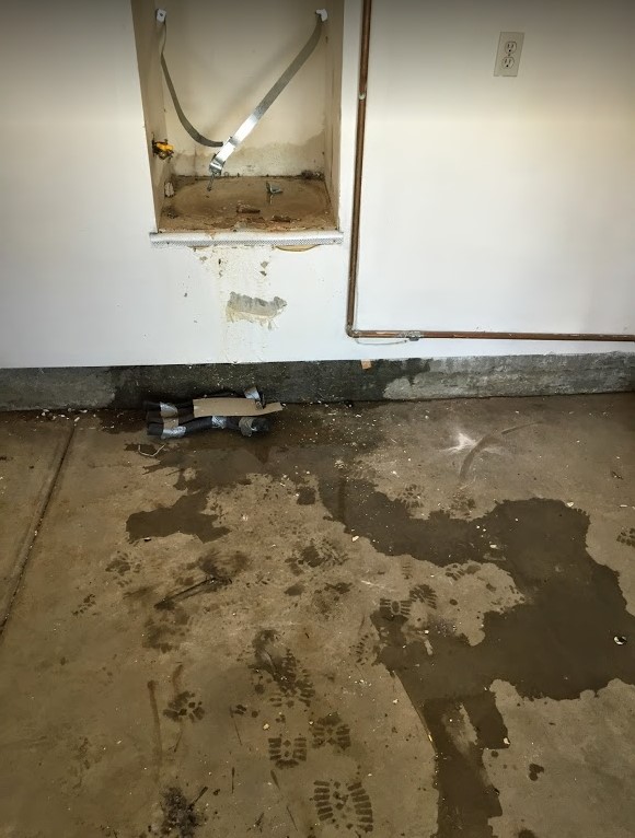 water damaged kitchen floor Woodhaven MI