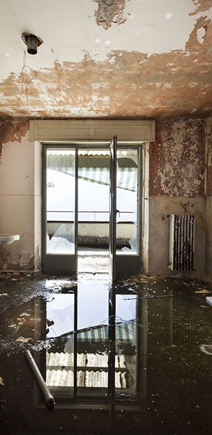 commercial water damage restoration Glendale WI